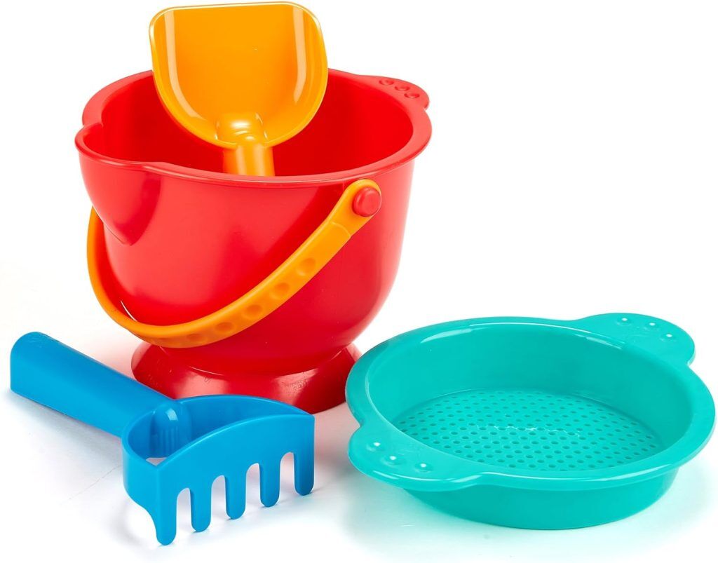 19 Best Beach Toys for Babies and Toddlers